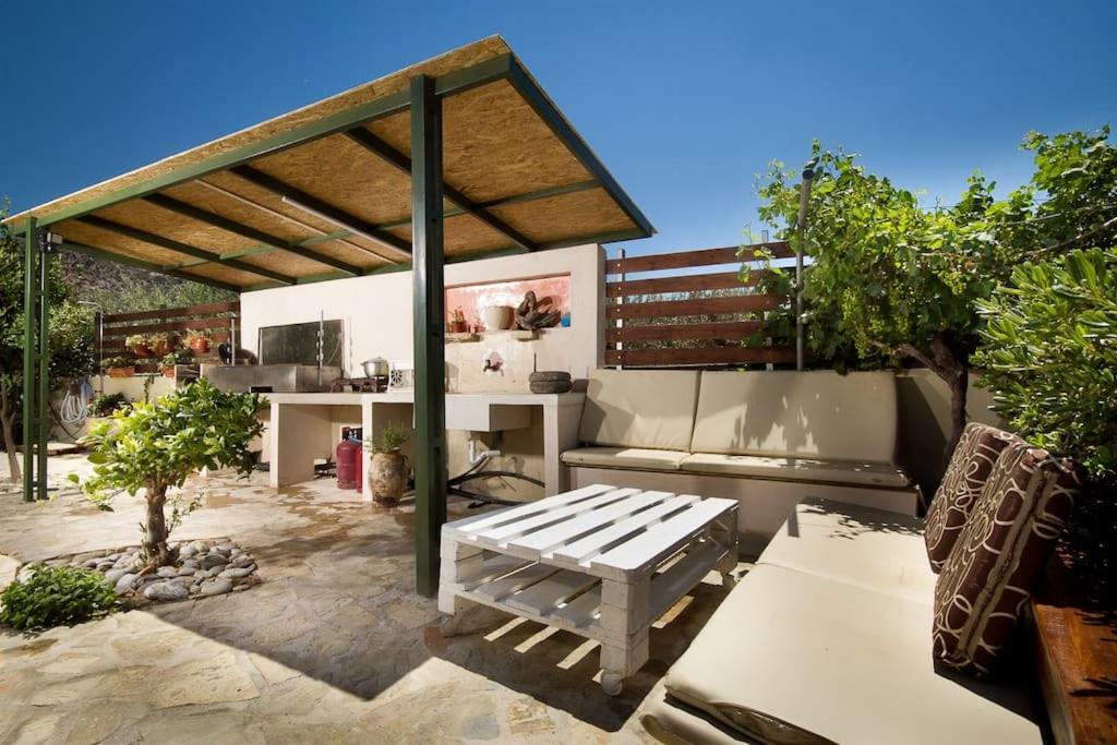Ierapetra Garden House Apartment Luaran gambar