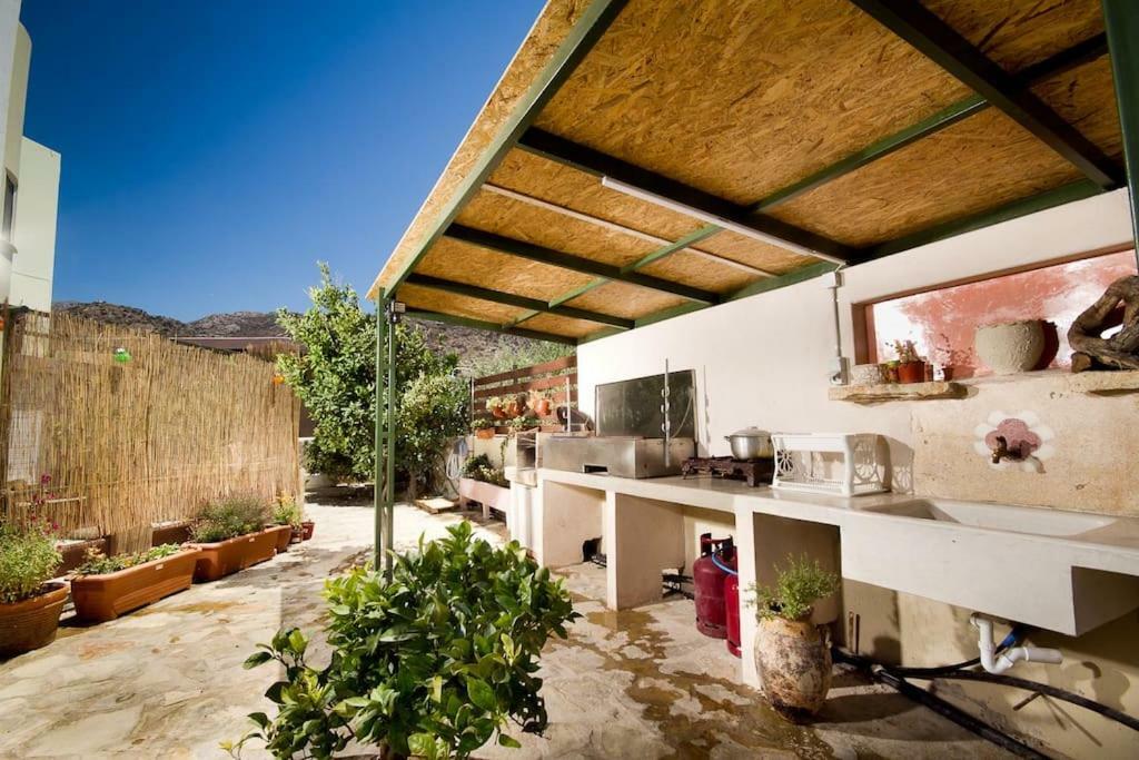 Ierapetra Garden House Apartment Luaran gambar
