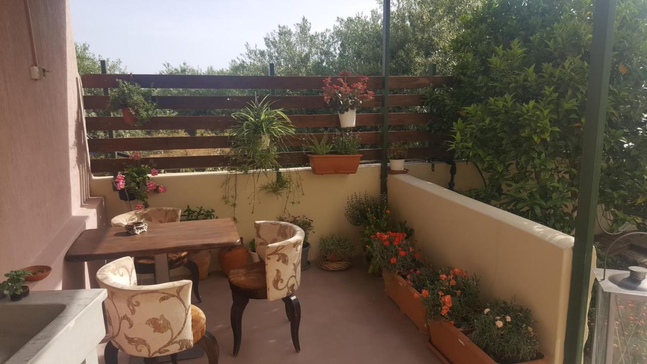 Ierapetra Garden House Apartment Luaran gambar